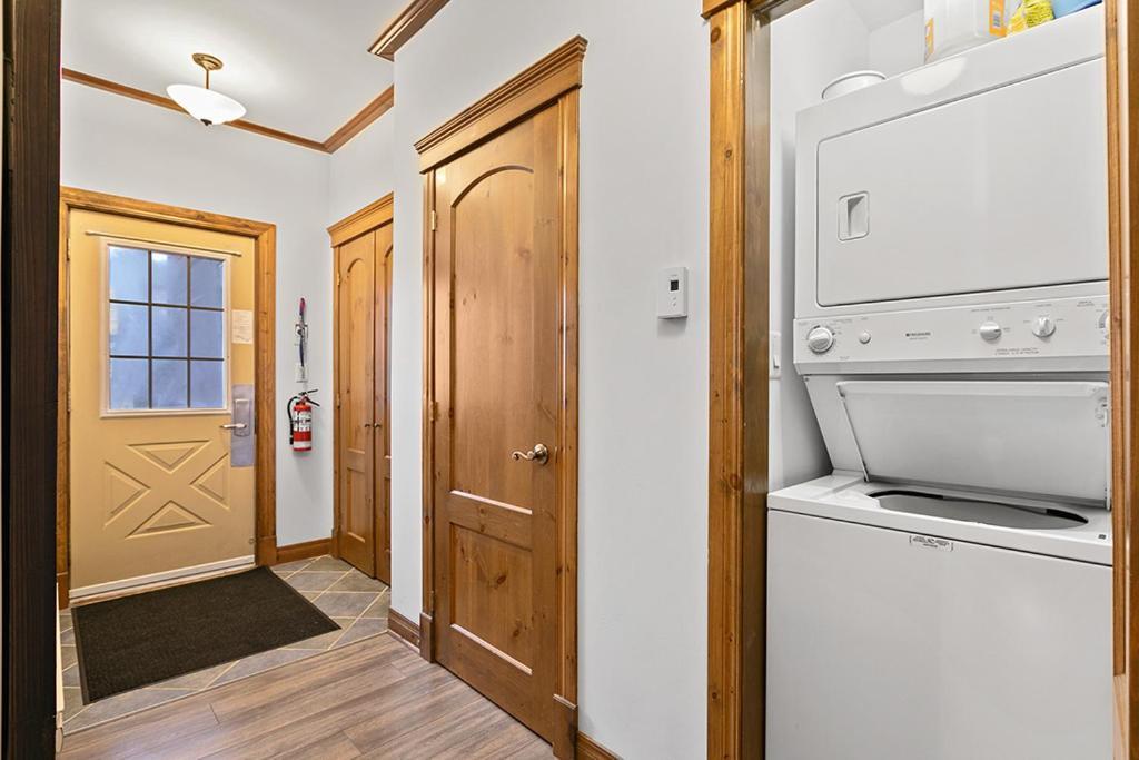 Le Manoir 106-7 By Escapades Tremblant Apartment Mont-Tremblant Ngoại thất bức ảnh