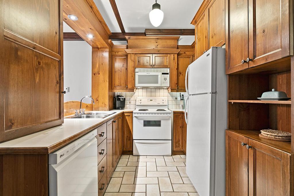 Le Manoir 106-7 By Escapades Tremblant Apartment Mont-Tremblant Ngoại thất bức ảnh